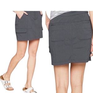 Athleta Trekkie Cargo Skort Size: 2